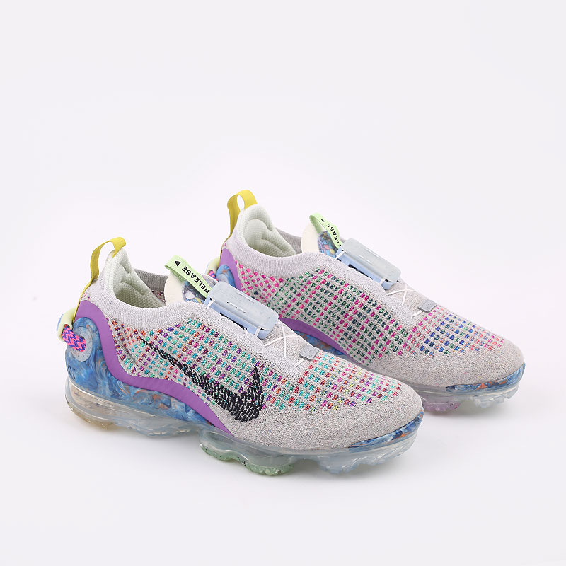 женские разноцветные кроссовки Nike WMNS Air Vapormax 2020 FK CJ6741-001 - цена, описание, фото 2